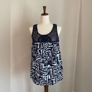 R.Q.T. Sleeveless Top Size Medium